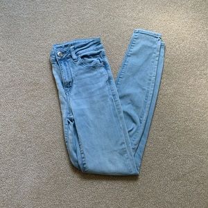 AEO Light Blue Jeans